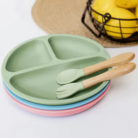 Prato em Silicone com Divisórias e Ventosa Verde - Buba