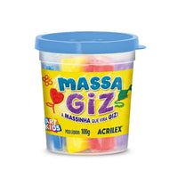 Copo plástico Massa Giz reutilizável para servir suco ou bebidas.