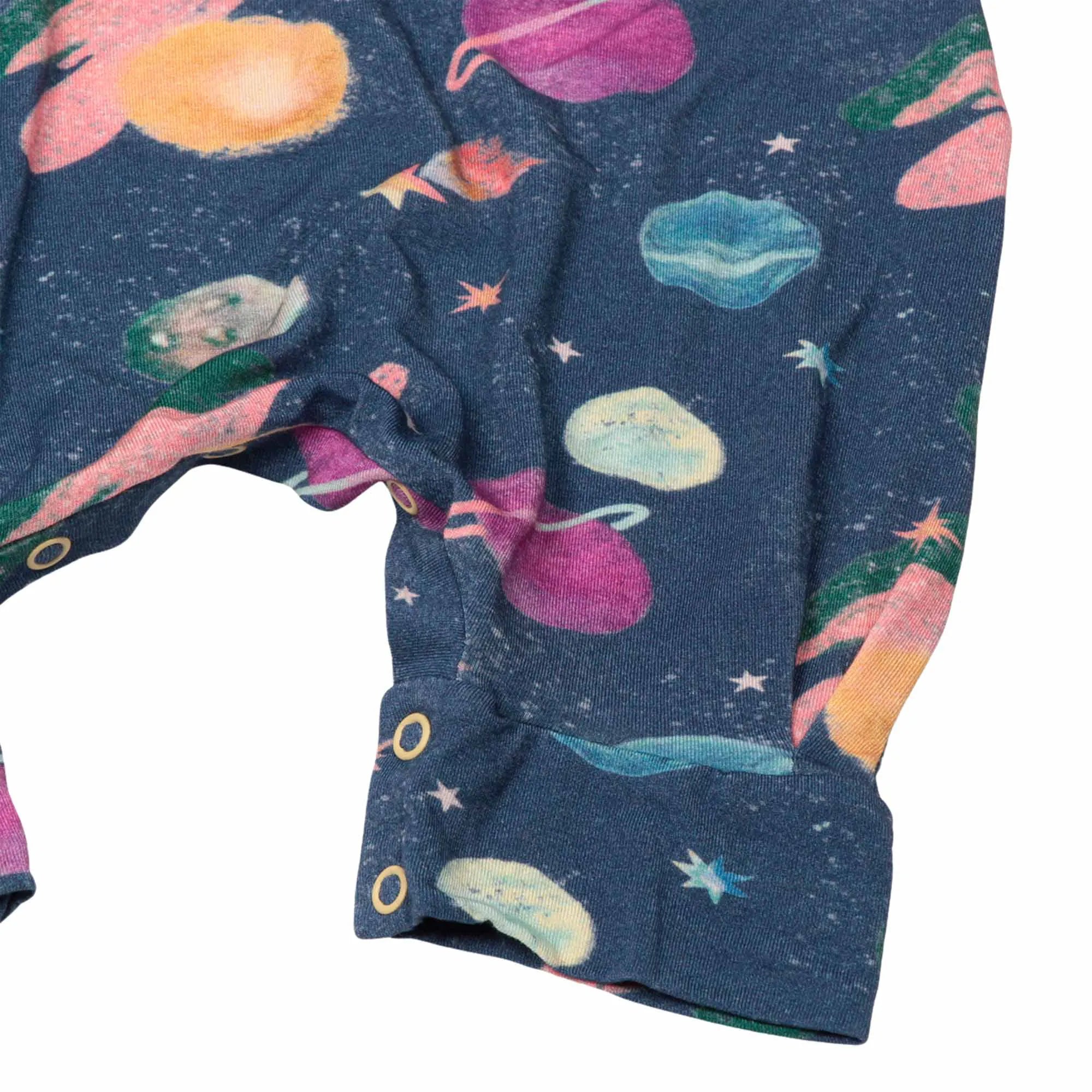 Macacão Bebê Estampa Universo - Trend4Kids